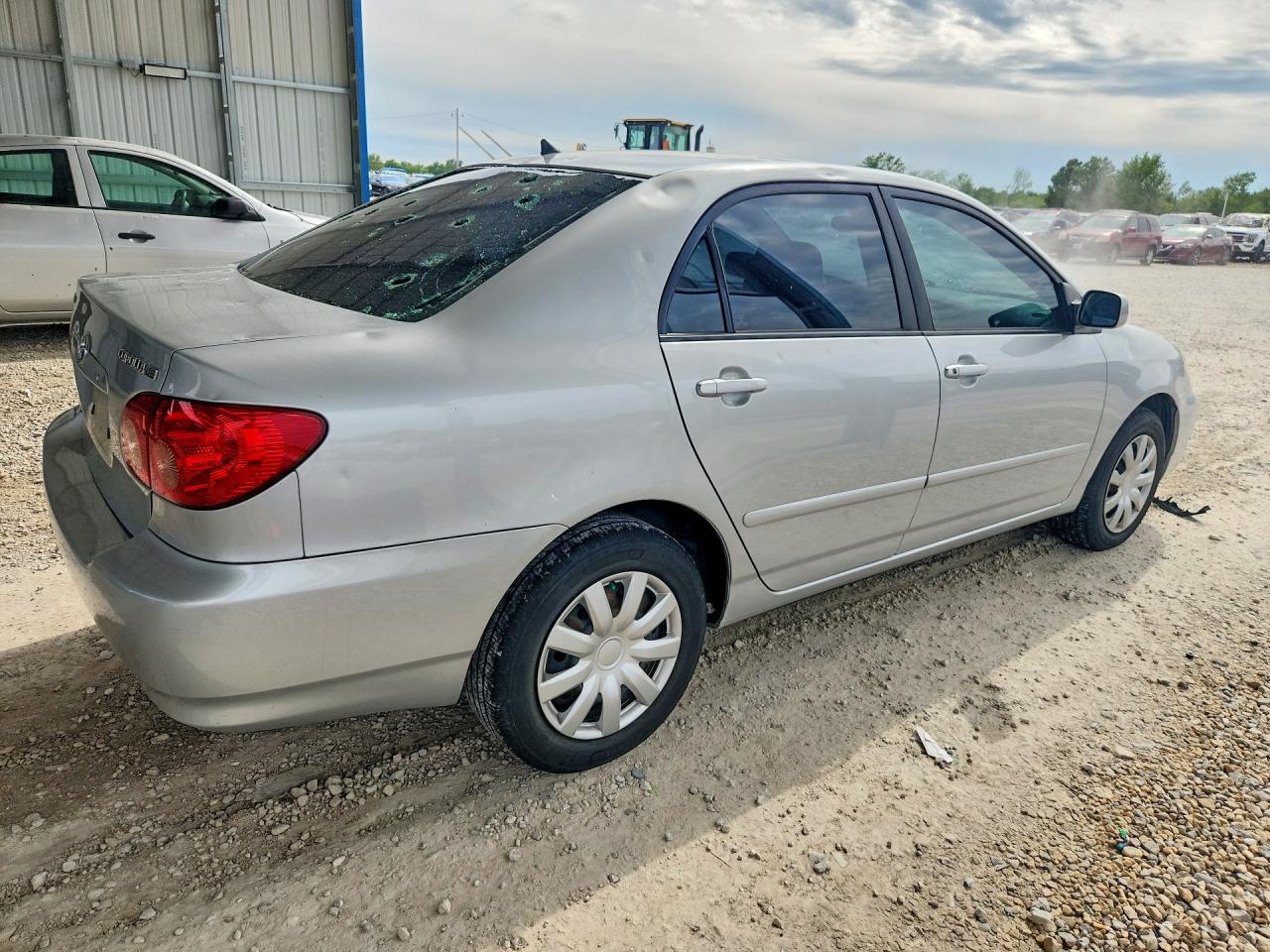 2005 TOYOTA COROLLA LE photo 5