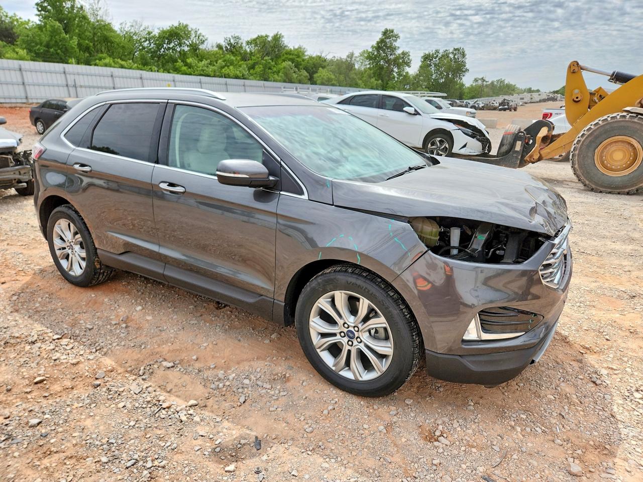 2019 FORD EDGE TITANIUM photo 4