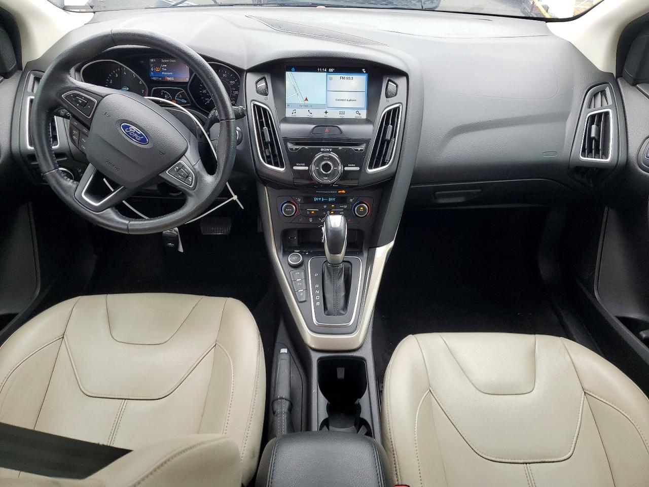 2017 FORD FOCUS TITANIUM photo 8