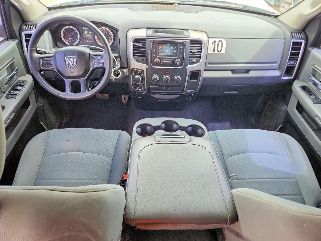 2018 RAM 1500 SLT photo 15