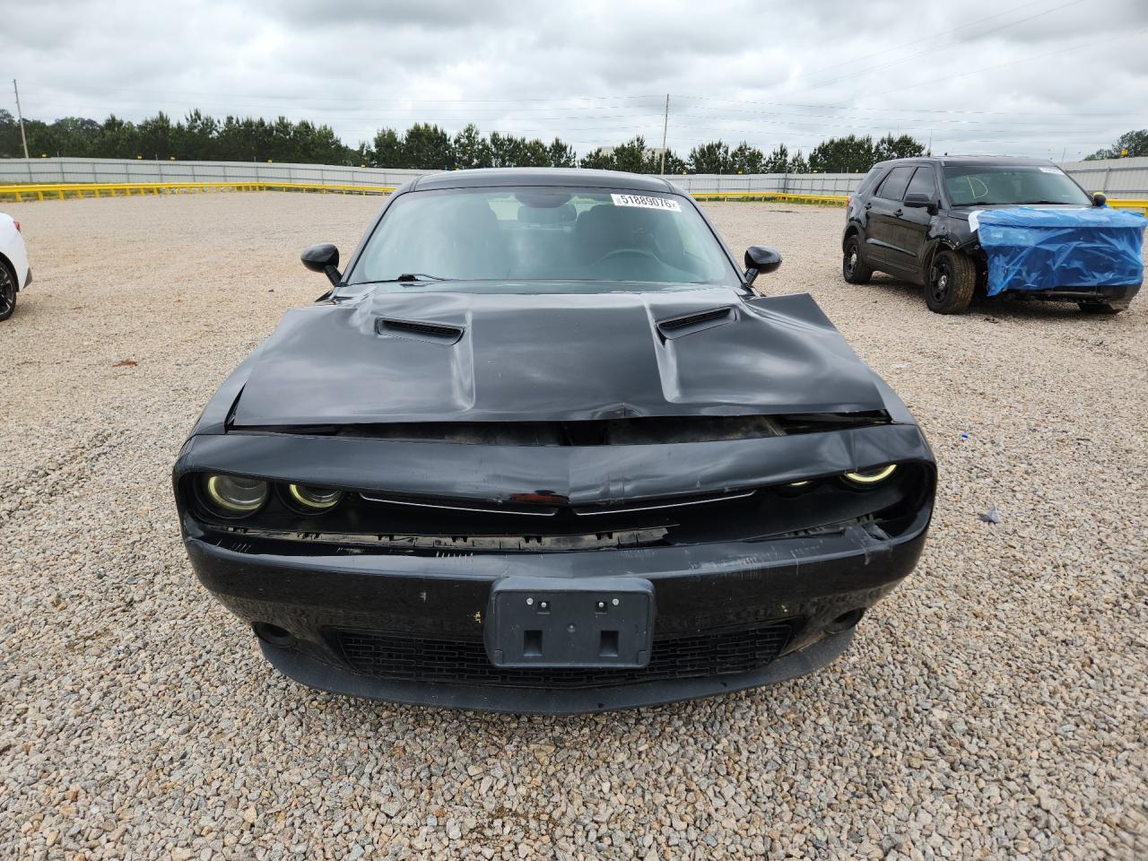 2016 DODGE CHALLENGER SXT photo 9