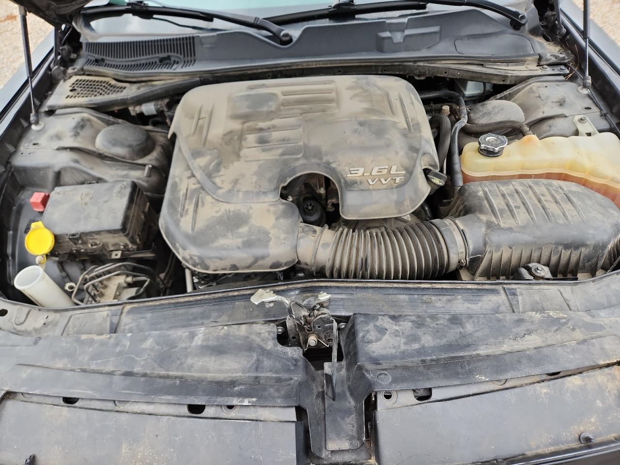 2016 DODGE CHALLENGER SXT photo 21