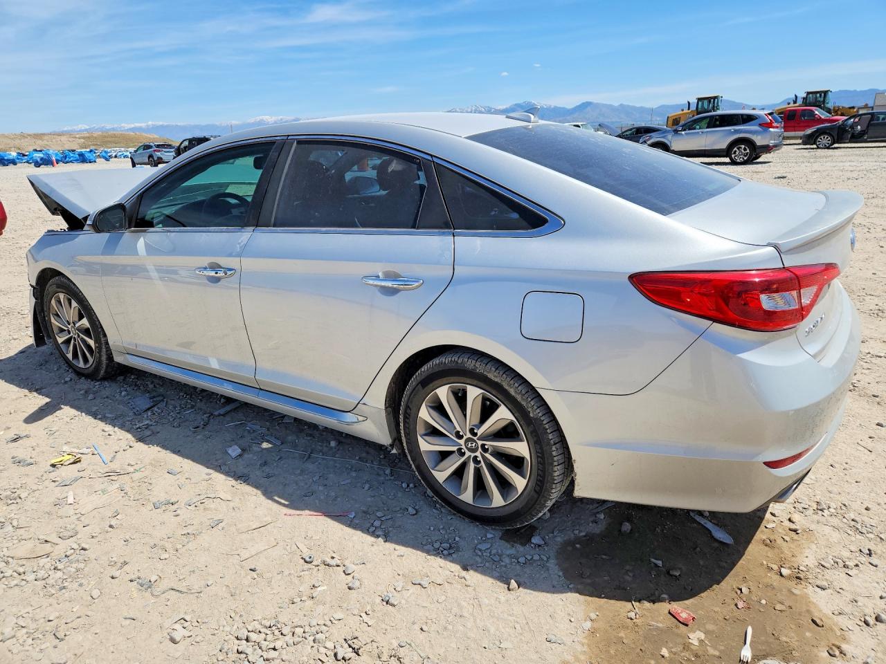 2015 HYUNDAI SONATA SPORT photo 3