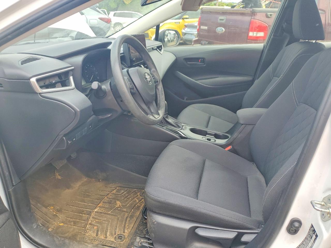 2023 TOYOTA COROLLA photo 13