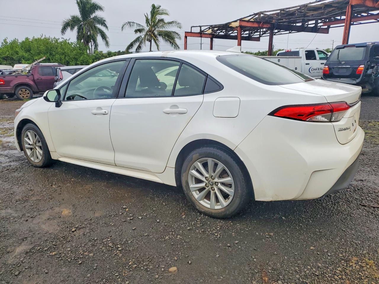 2023 TOYOTA COROLLA photo 3