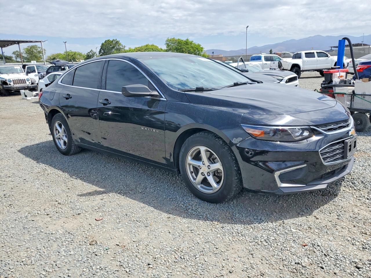 2018 CHEVROLET MALIBU LS photo 7