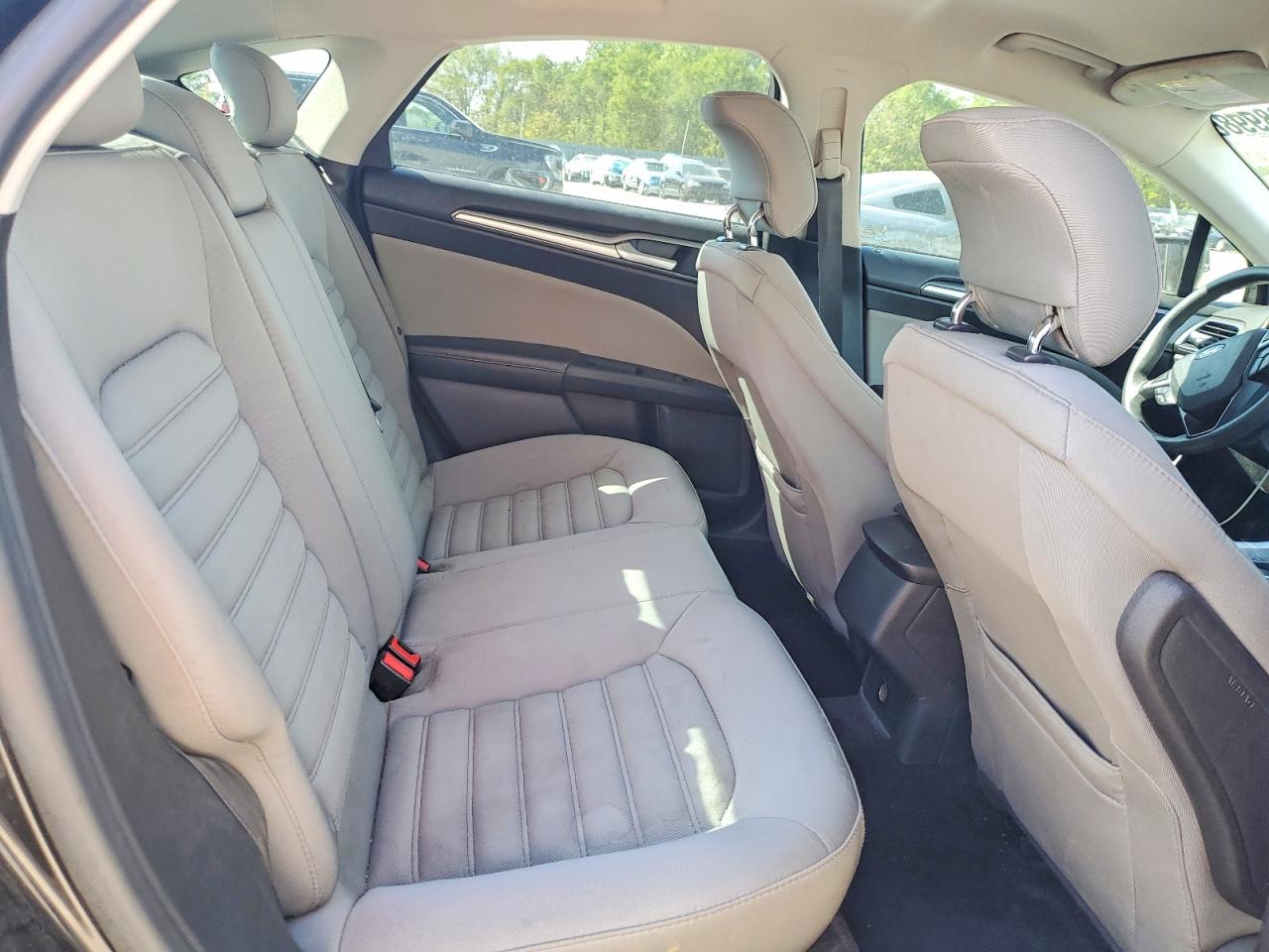 2015 FORD FUSION S photo 10