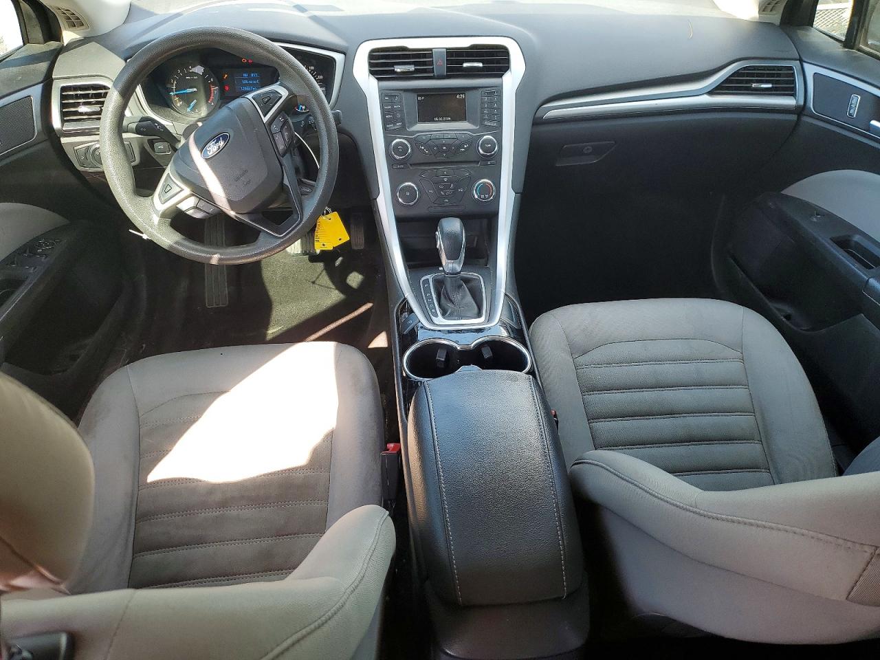 2015 FORD FUSION S photo 8