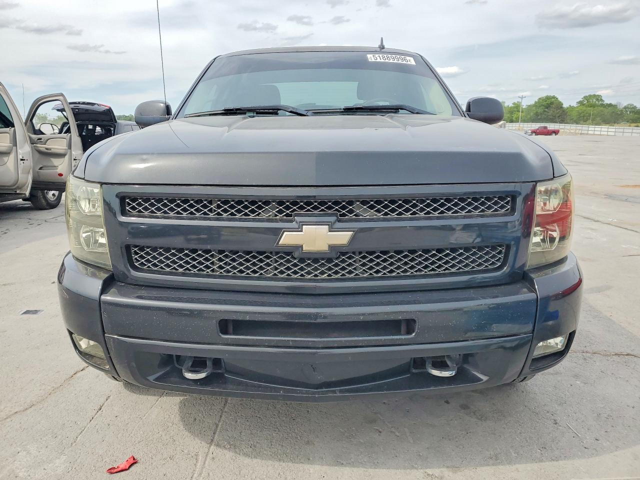 2010 CHEVROLET SILVERADO K1500 LT photo 5