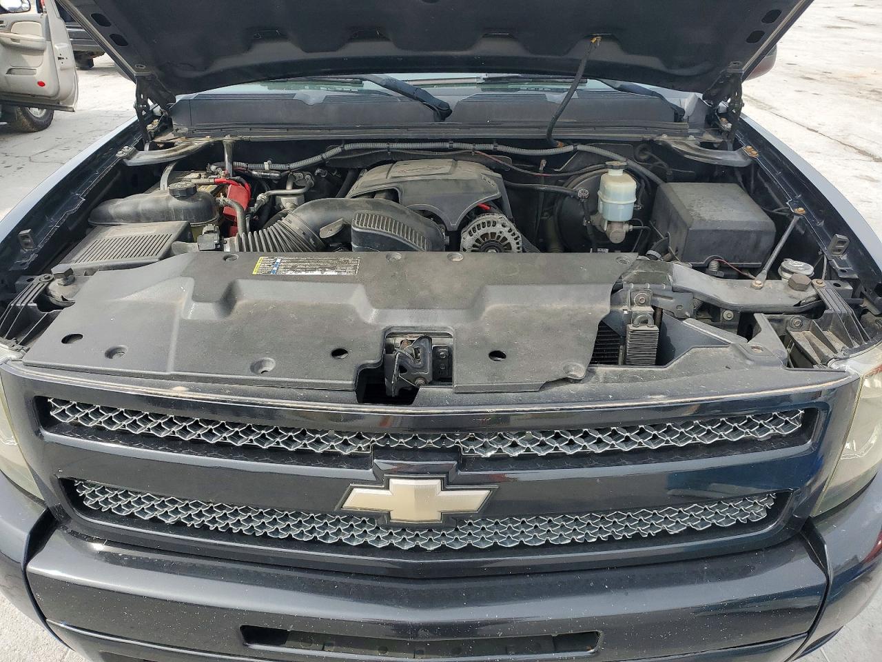 2010 CHEVROLET SILVERADO K1500 LT photo 11