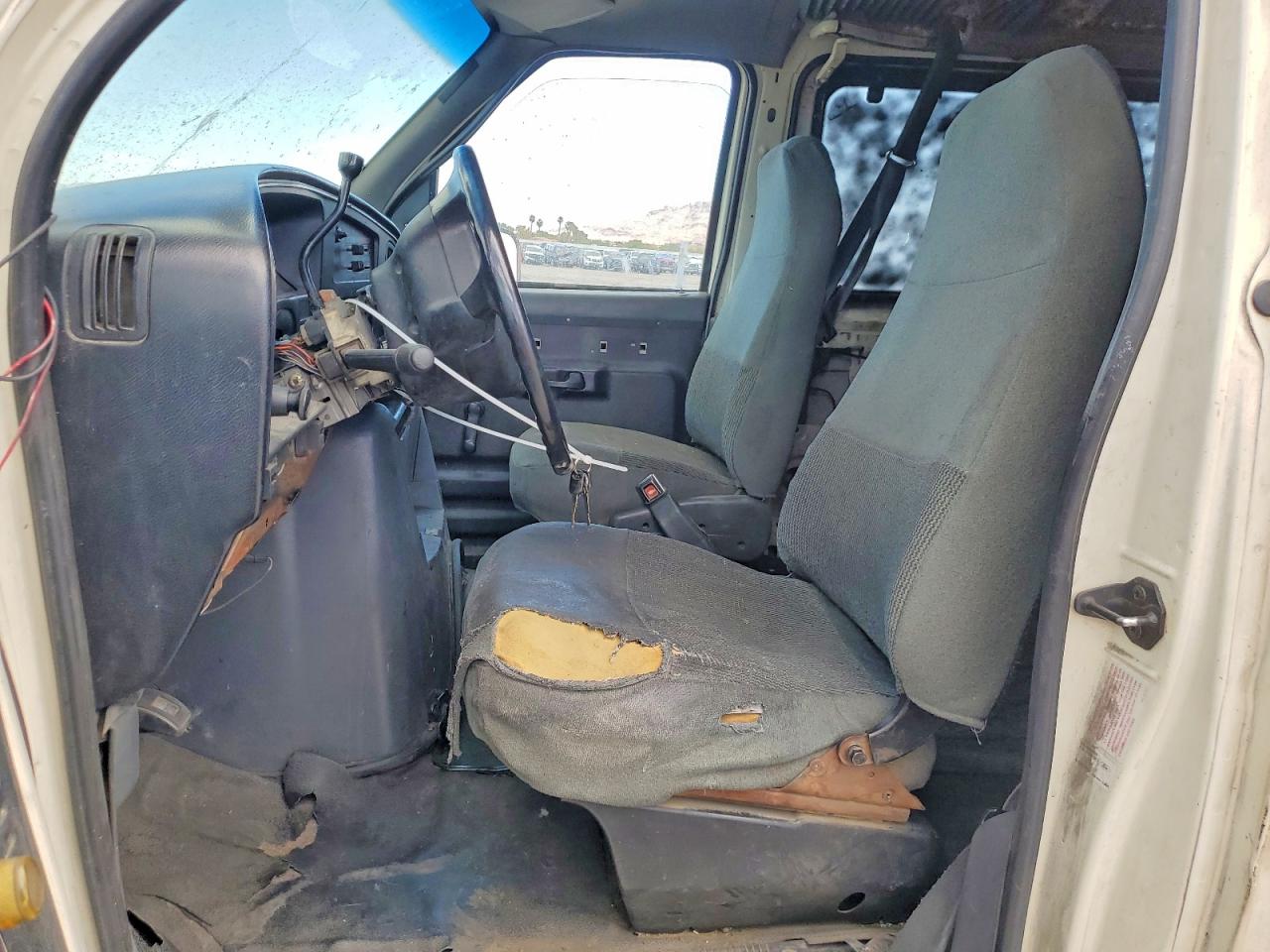 1994 FORD ECONOLINE E250 VAN photo 13