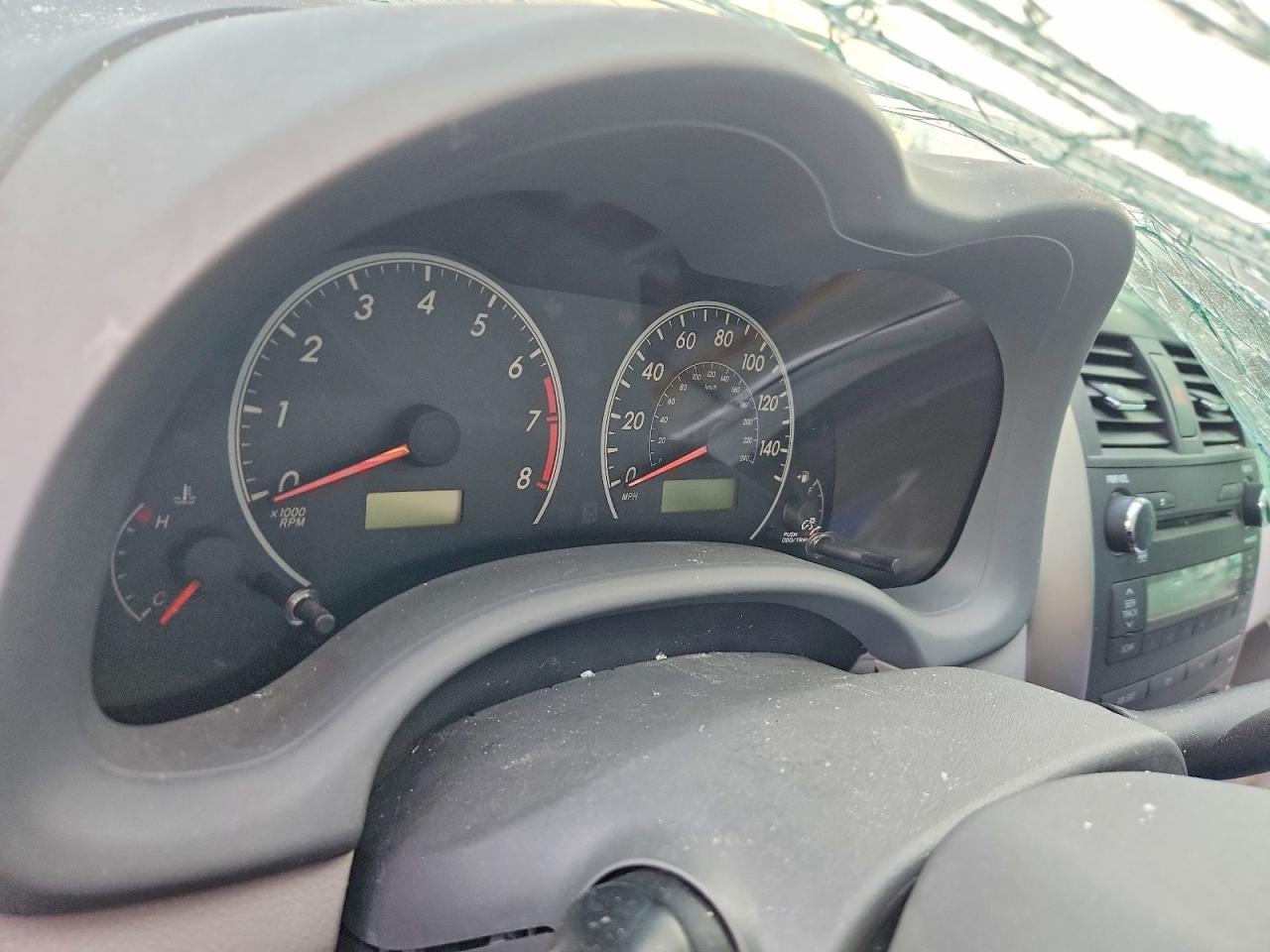 2010 TOYOTA COROLLA LE photo 17