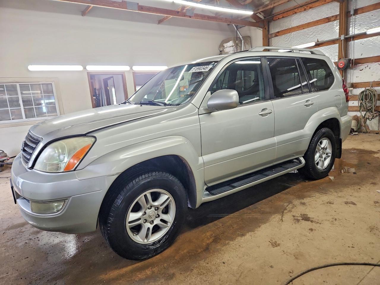 2005 LEXUS GX