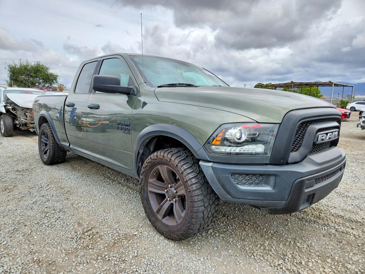 2021 RAM 1500 CLASSIC SLT photo 4