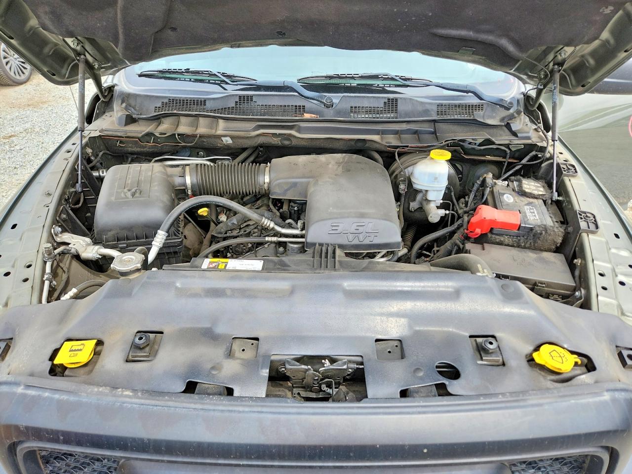2021 RAM 1500 CLASSIC SLT photo 11