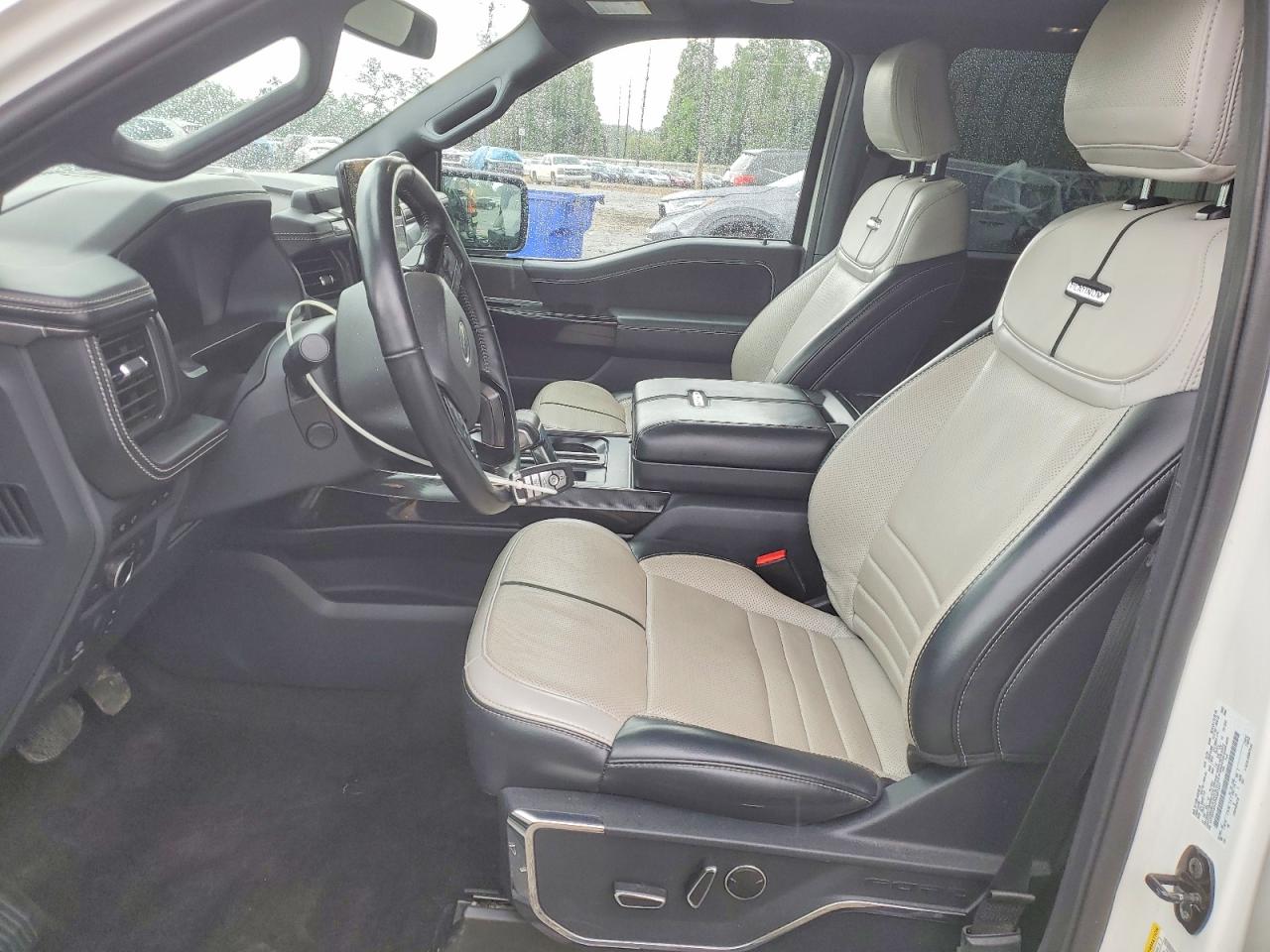 2023 FORD F150 LIGHTNING PRO photo 19