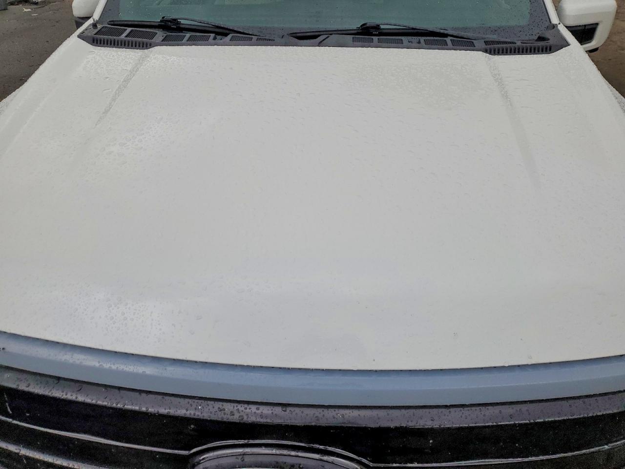 2023 FORD F150 LIGHTNING PRO photo 31