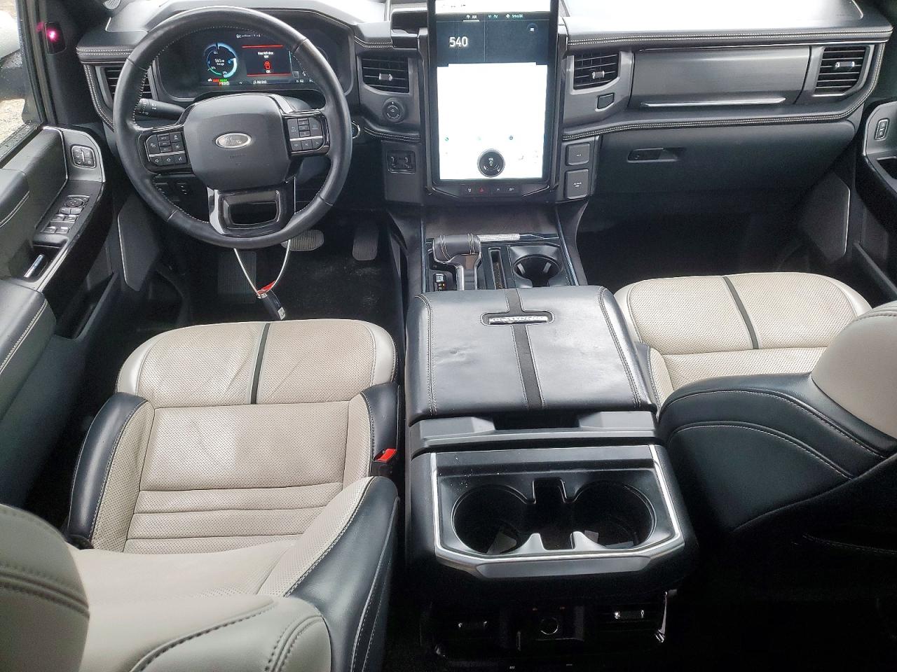 2023 FORD F150 LIGHTNING PRO photo 22