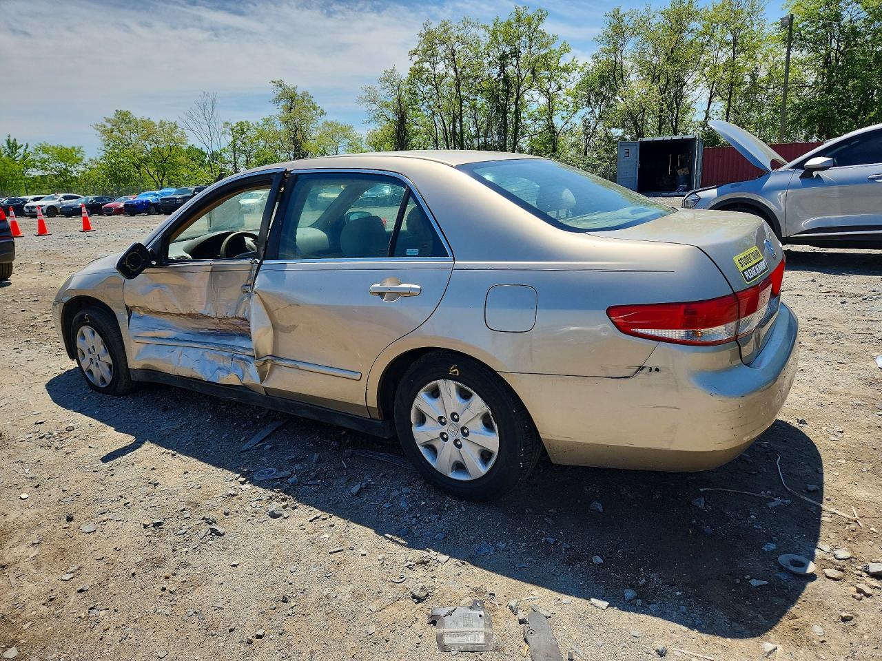 2003 HONDA ACCORD LX photo 4