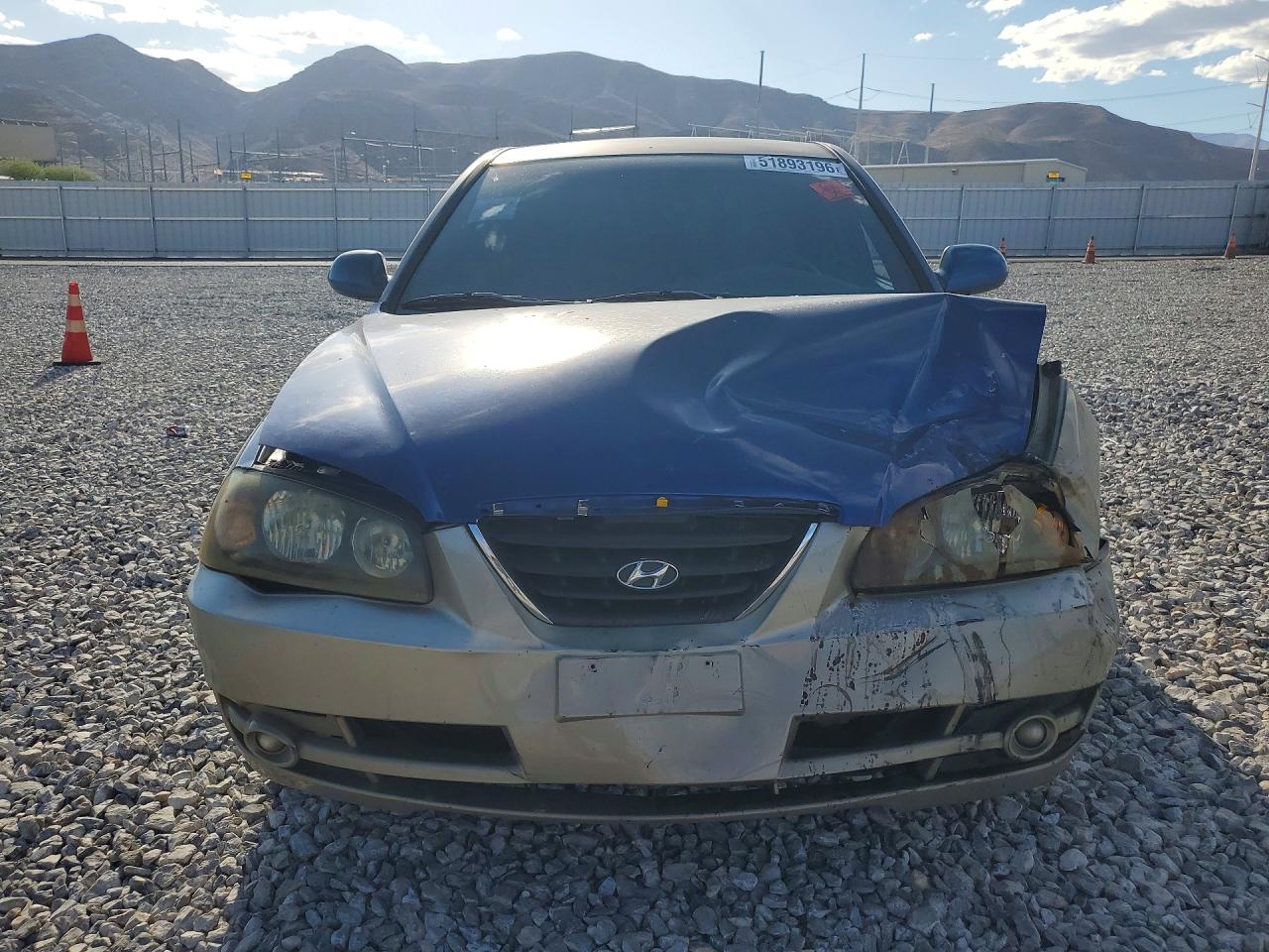 2004 HYUNDAI ELANTRA GLS photo 5