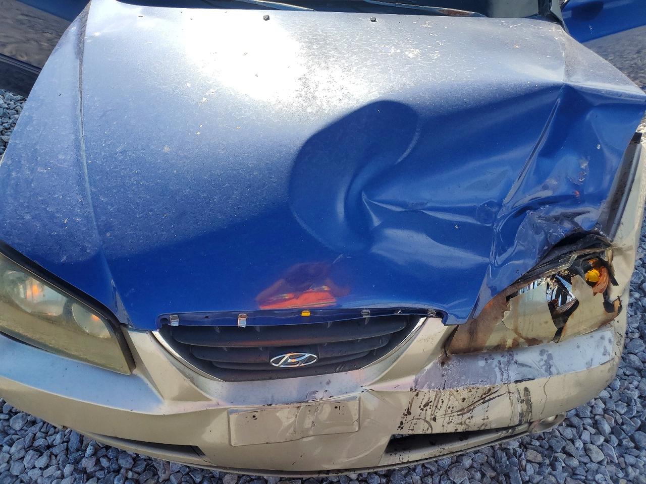 2004 HYUNDAI ELANTRA GLS photo 11