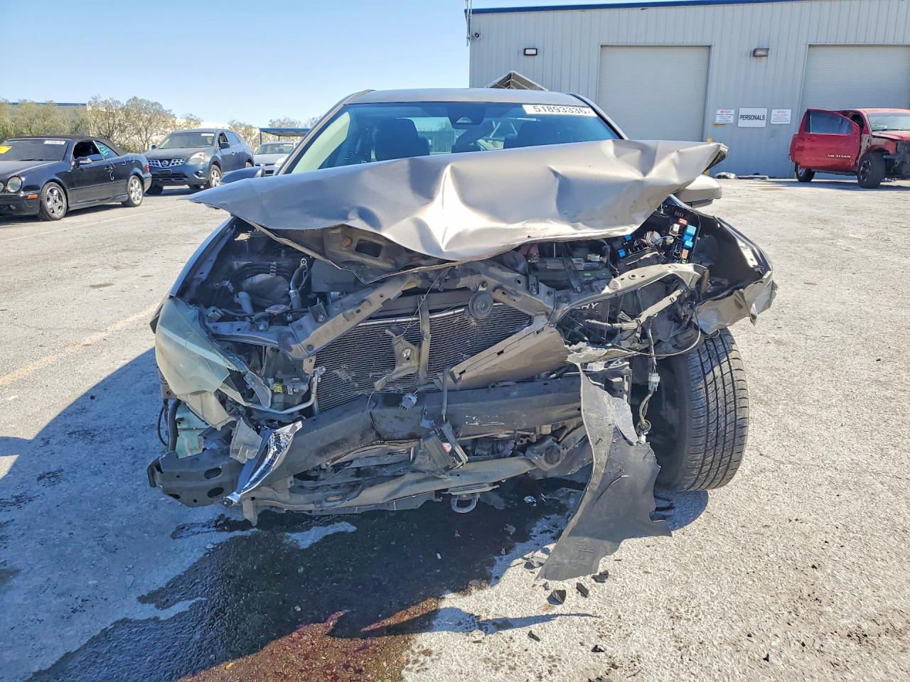 2018 TOYOTA COROLLA LE photo 13