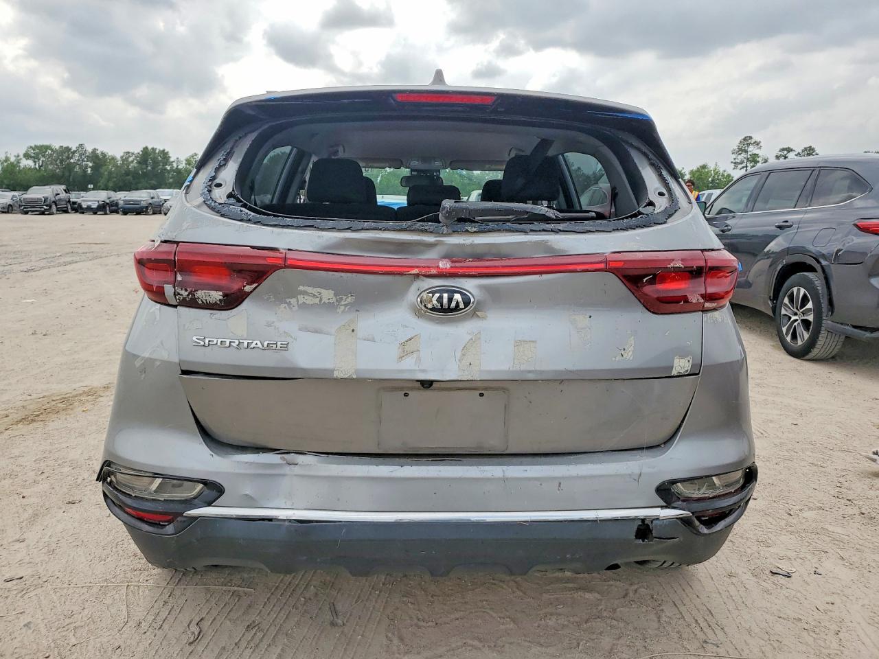 2021 KIA SPORTAGE LX photo 6