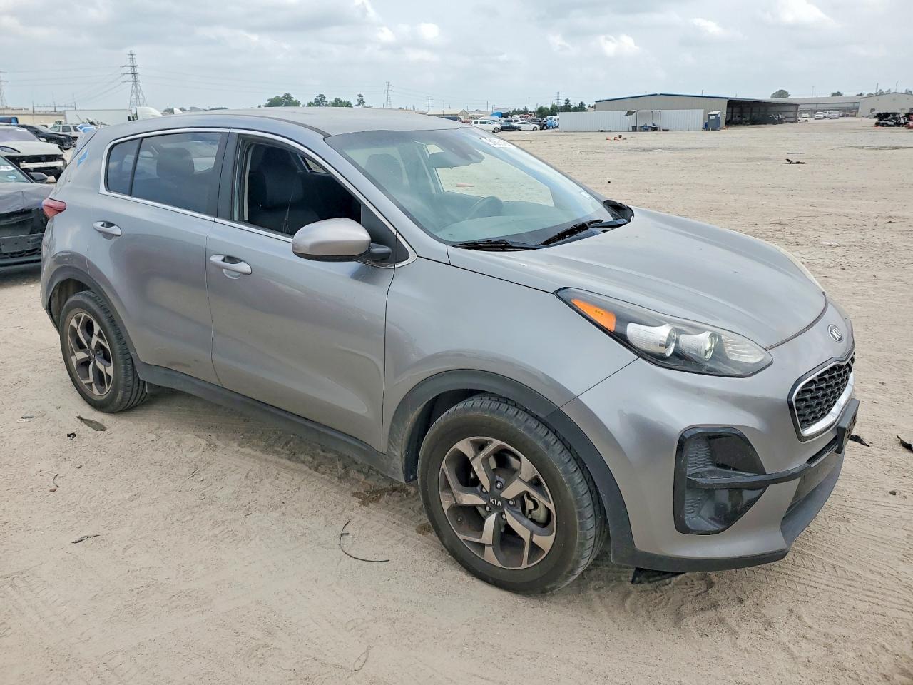 2021 KIA SPORTAGE LX photo 4