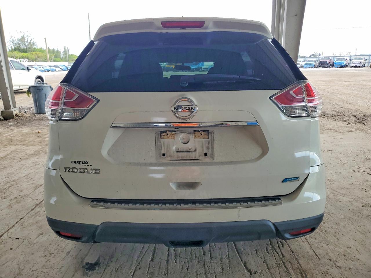2014 NISSAN ROGUE S photo 6