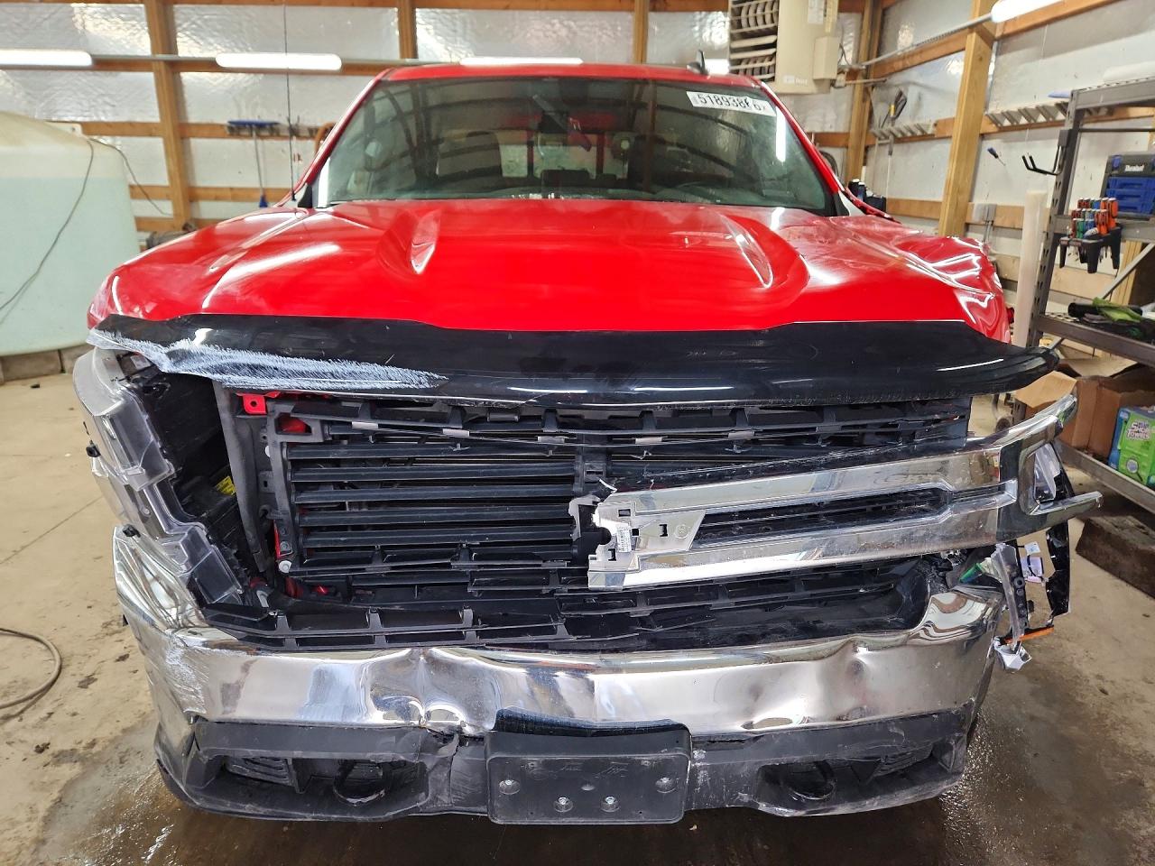2020 CHEVROLET SILVERADO K1500 LT photo 9