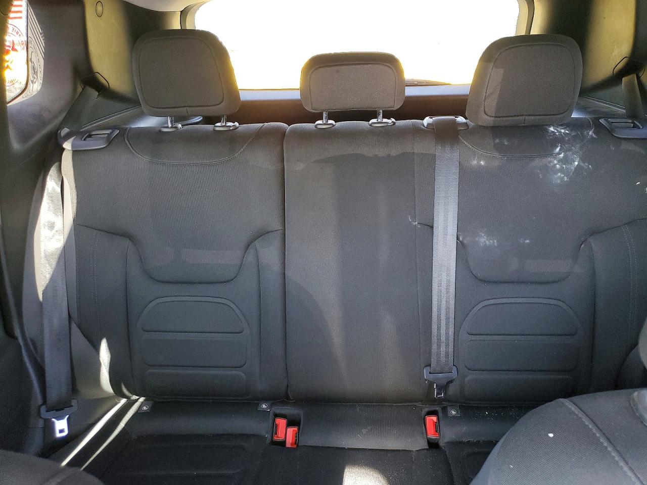 2017 JEEP RENEGADE LATITUDE photo 10