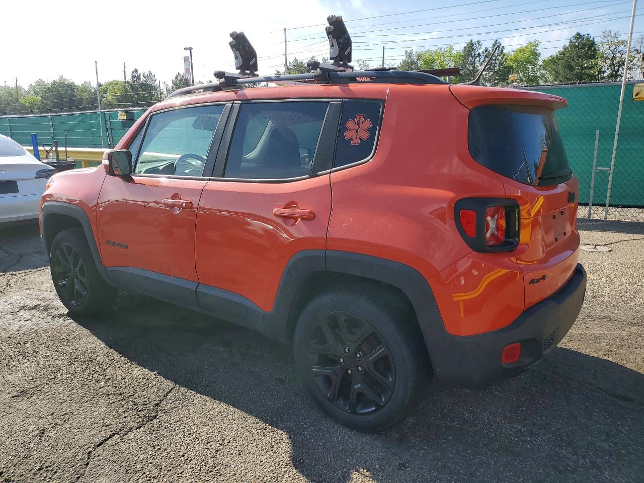 2017 JEEP RENEGADE LATITUDE photo 2