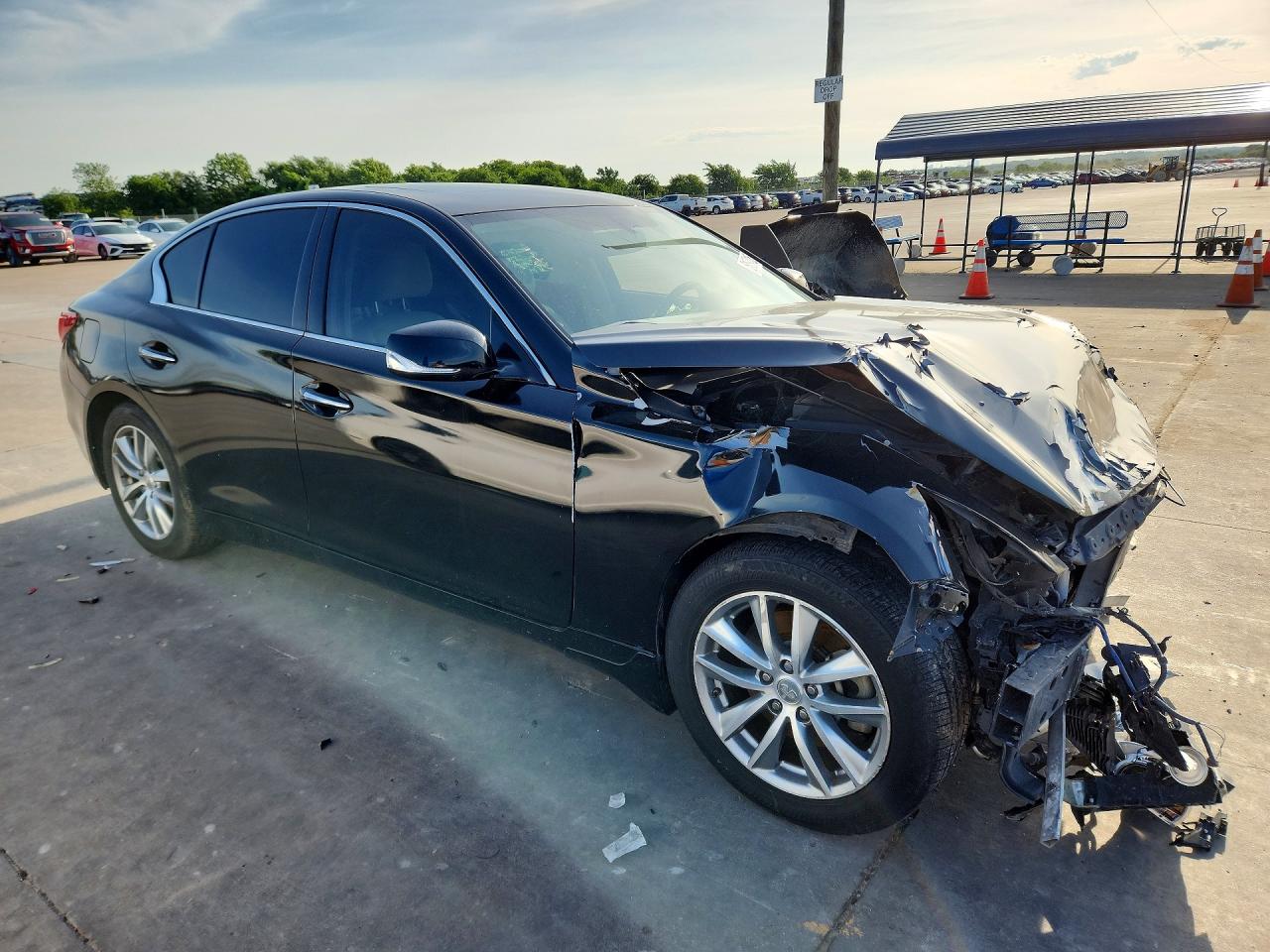 2015 INFINITI Q50 PREMIUM photo 7