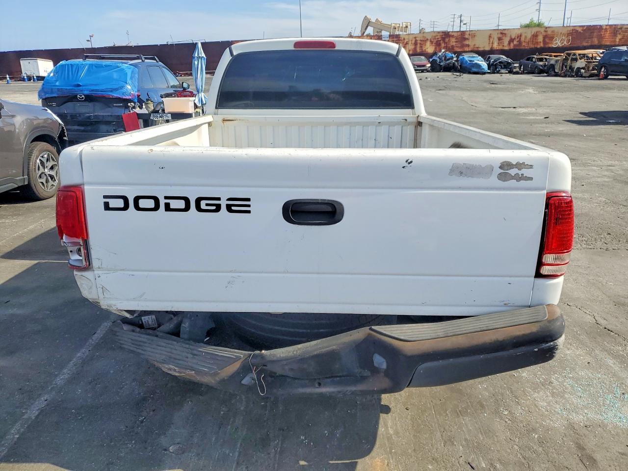 2002 DODGE DAKOTA BASE photo 11