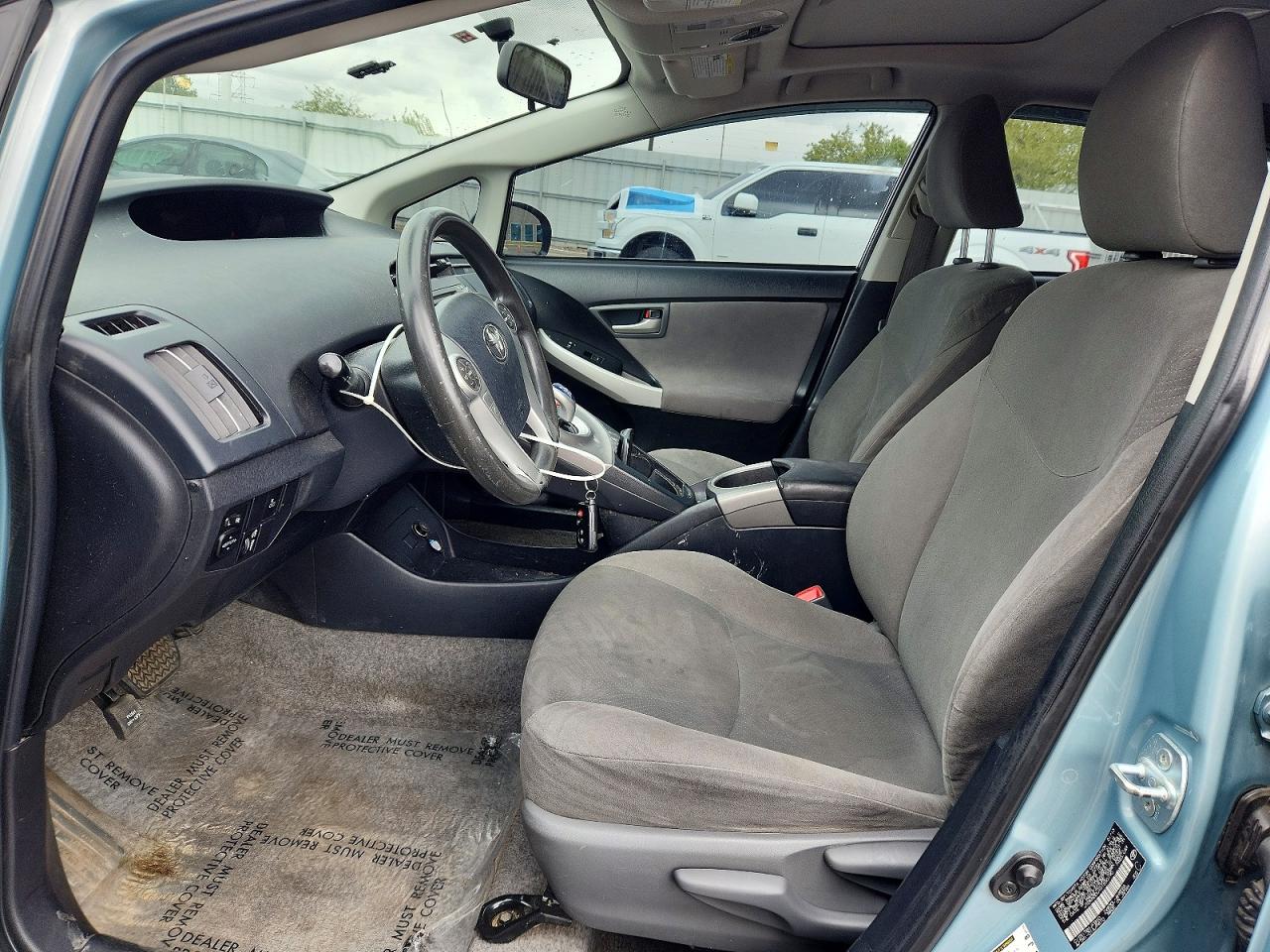2013 TOYOTA PRIUS THREE photo 13