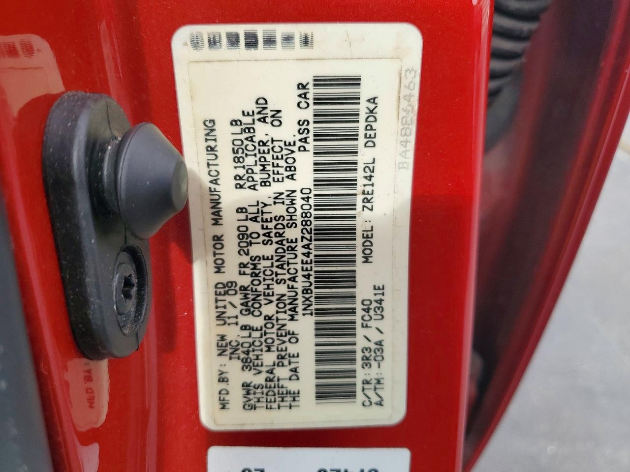 2010 TOYOTA COROLLA LE photo 12