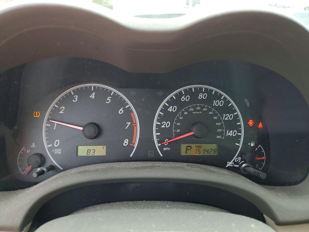 2010 TOYOTA COROLLA LE photo 9