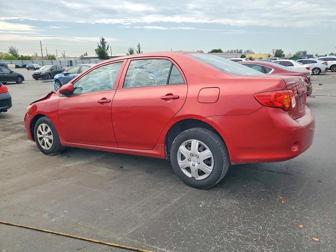 2010 TOYOTA COROLLA LE photo 2