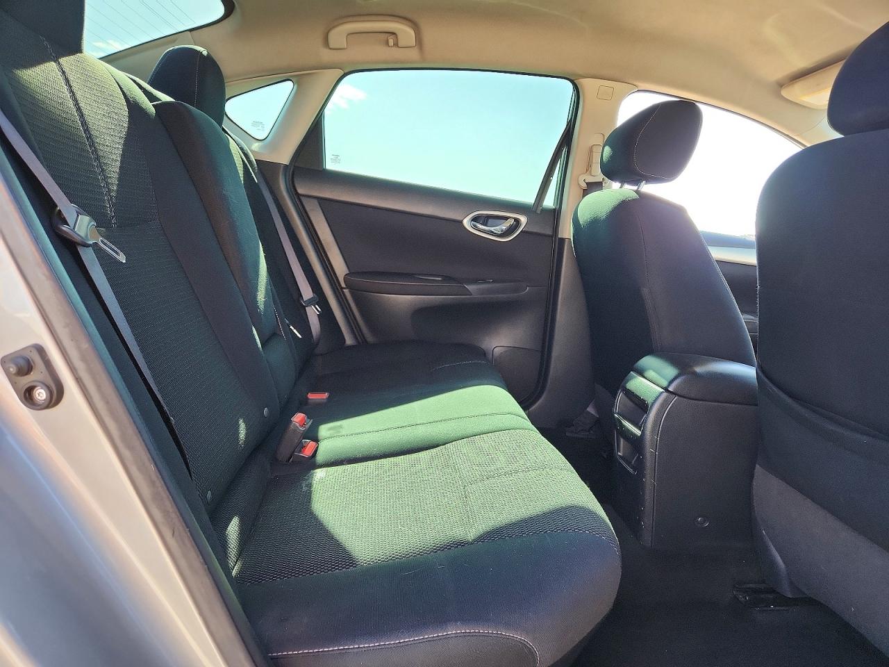 2014 NISSAN SENTRA S photo 28