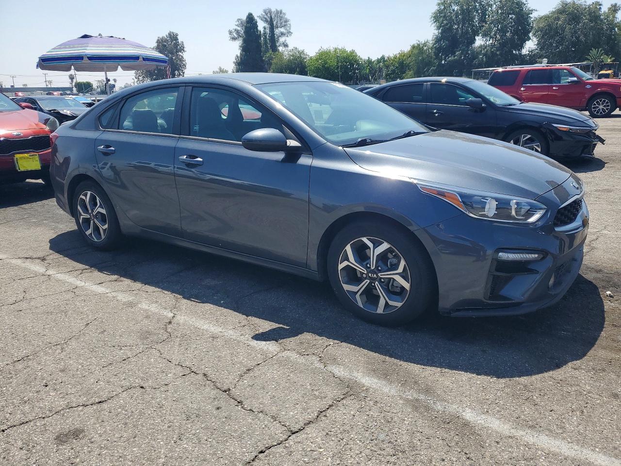 2019 KIA FORTE LXS photo 4