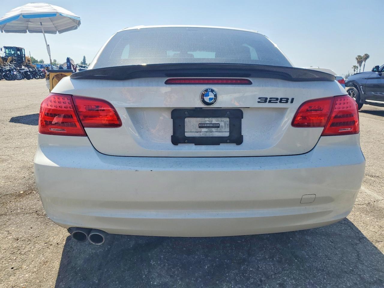 2011 BMW 328 I SULEV photo 16