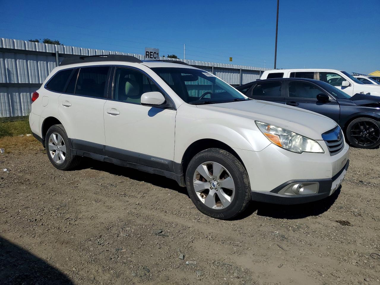 2012 SUBARU OUTBACK 2.5I LIMITED photo 10