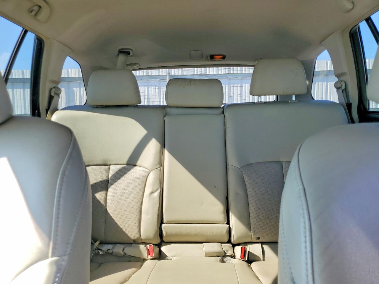 2012 SUBARU OUTBACK 2.5I LIMITED photo 28