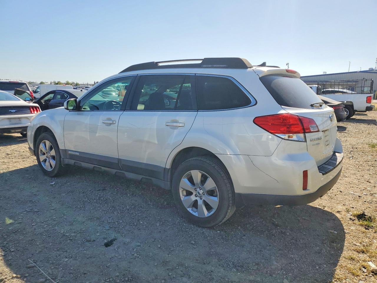 2012 SUBARU OUTBACK 2.5I LIMITED photo 4