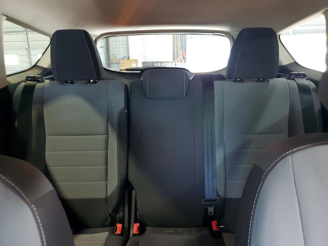 2017 FORD ESCAPE S photo 19