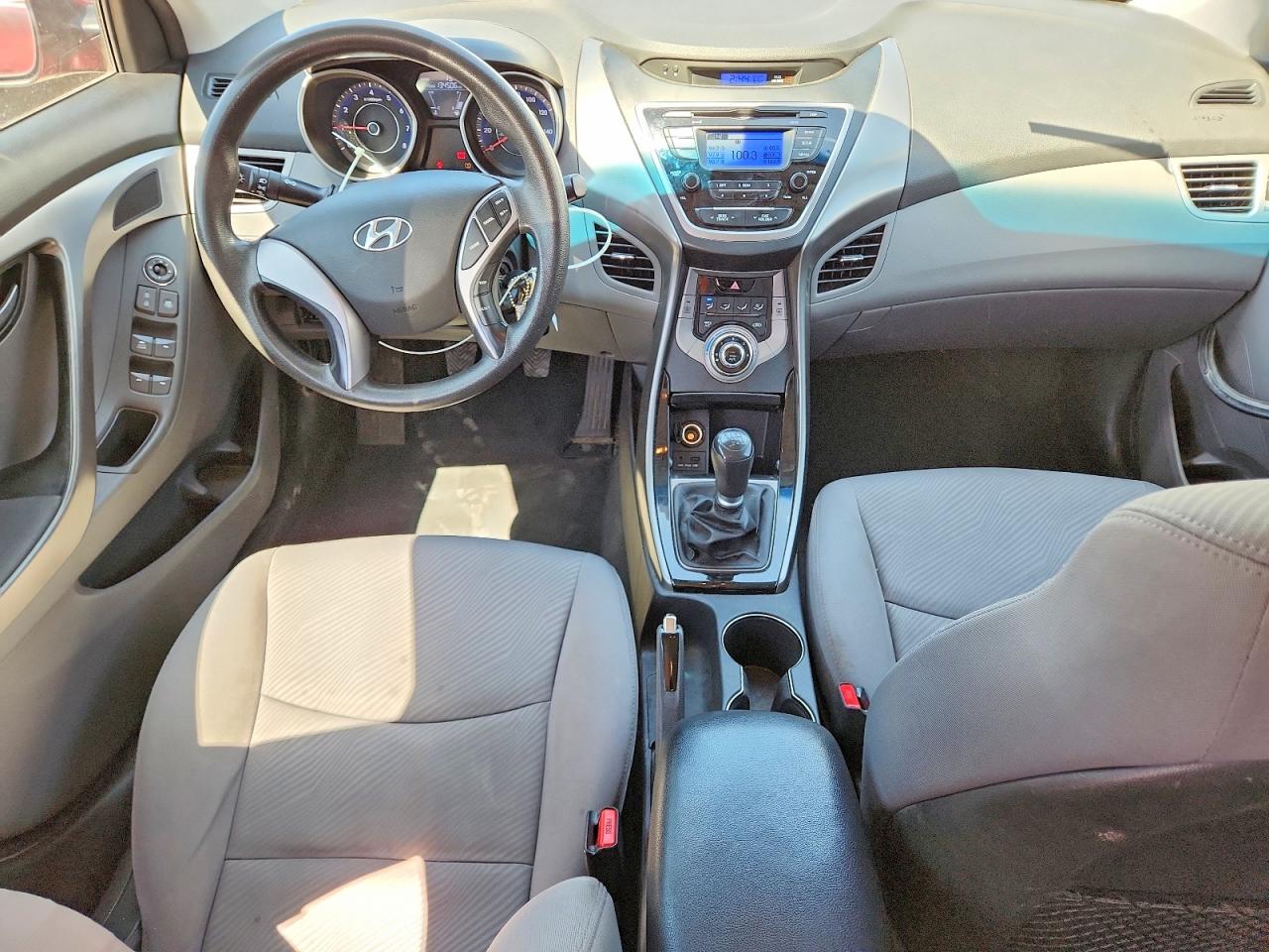 2013 HYUNDAI ELANTRA GLS photo 8