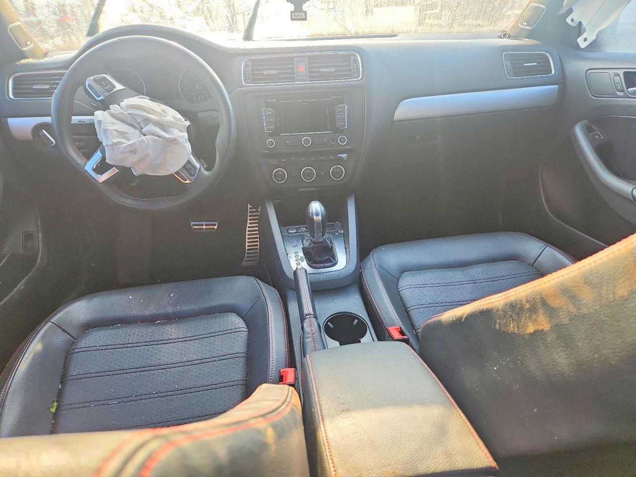 2013 VOLKSWAGEN JETTA GLI photo 8