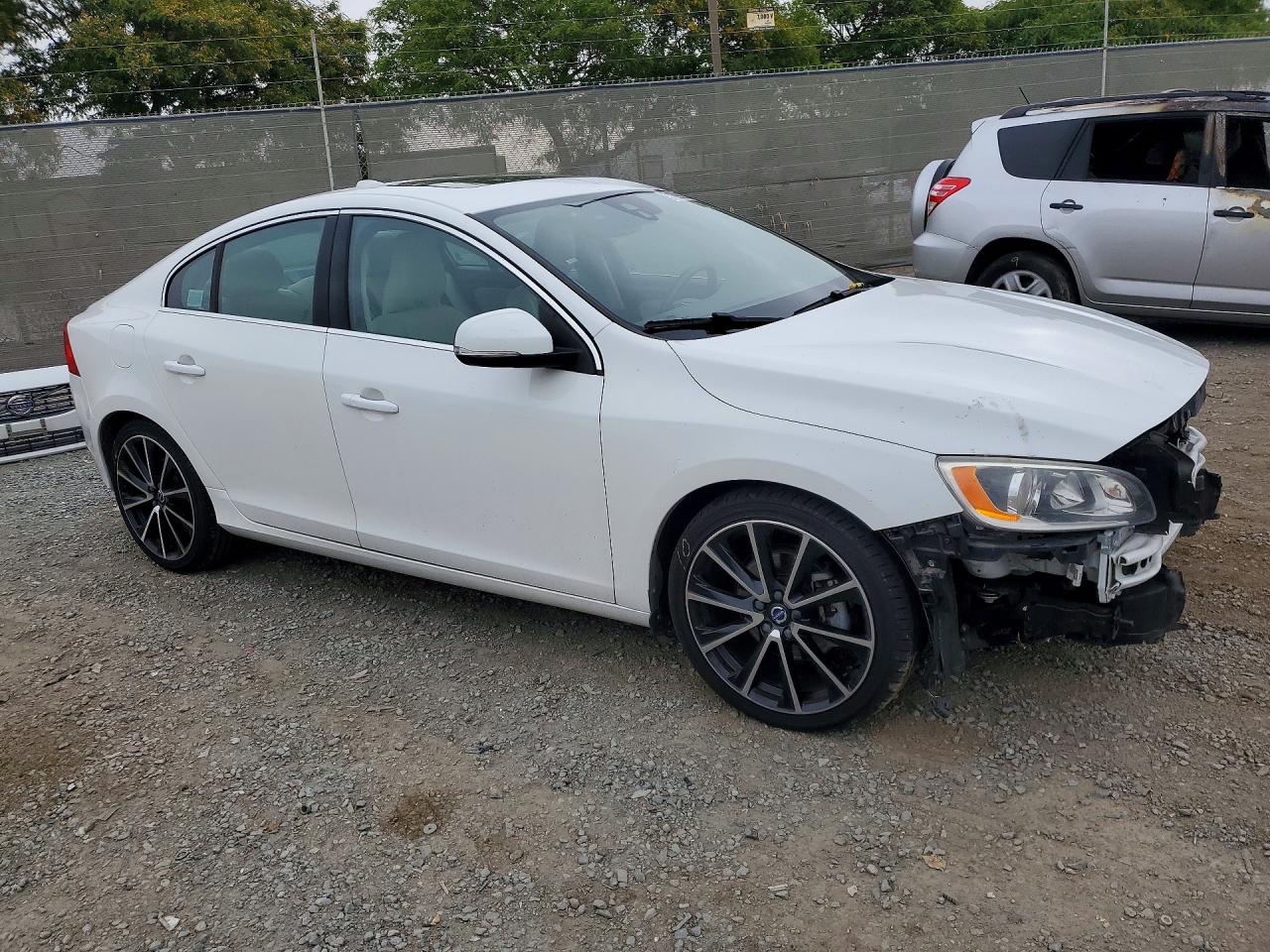 2016 VOLVO S60 PREMIER photo 4