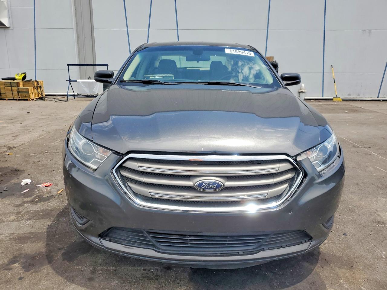 2018 FORD TAURUS SE photo 5