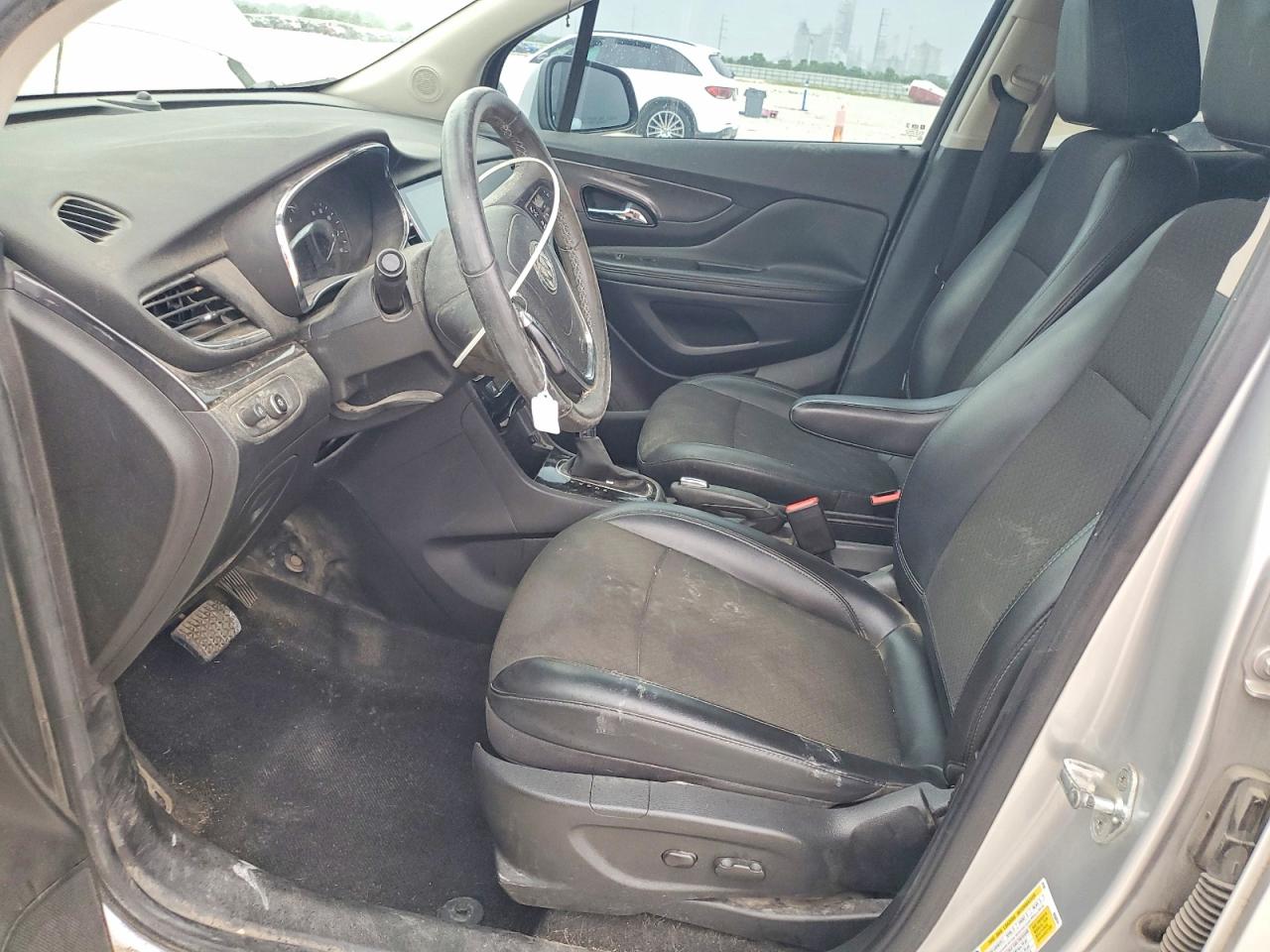 2018 BUICK ENCORE PREFERRED photo 19